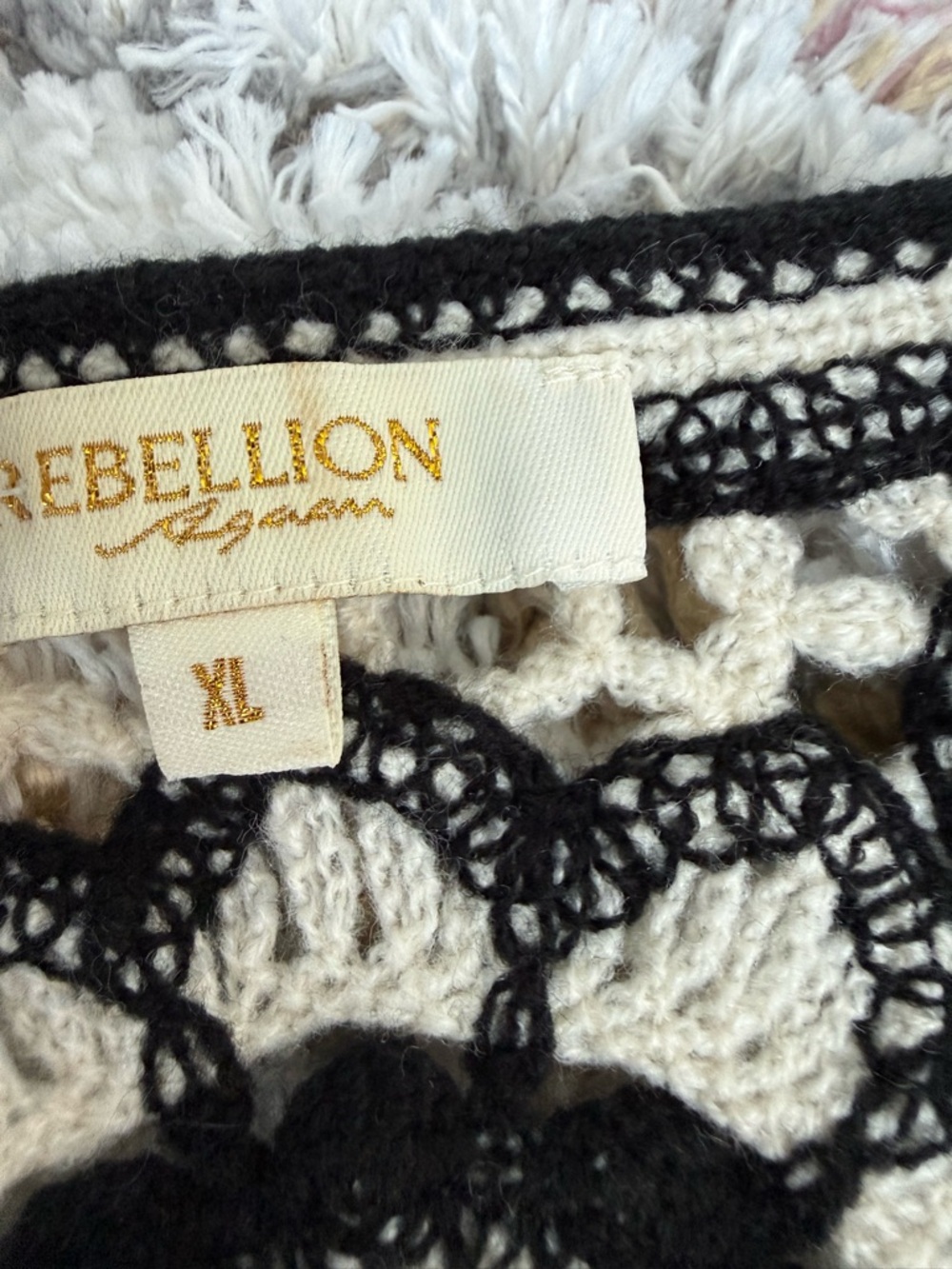 Black and Cream Crochet Vest with Floral Motif - Picture 4 of 4